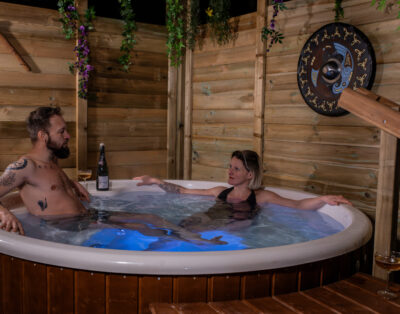 Lodge valhalla / Bain nordique Sauna et Kota grill finlandais